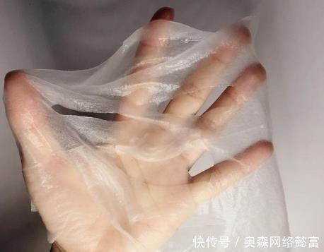 精华液|敷完面膜到底要不要洗?北大名医哭笑不得:这样烧钱又烂脸