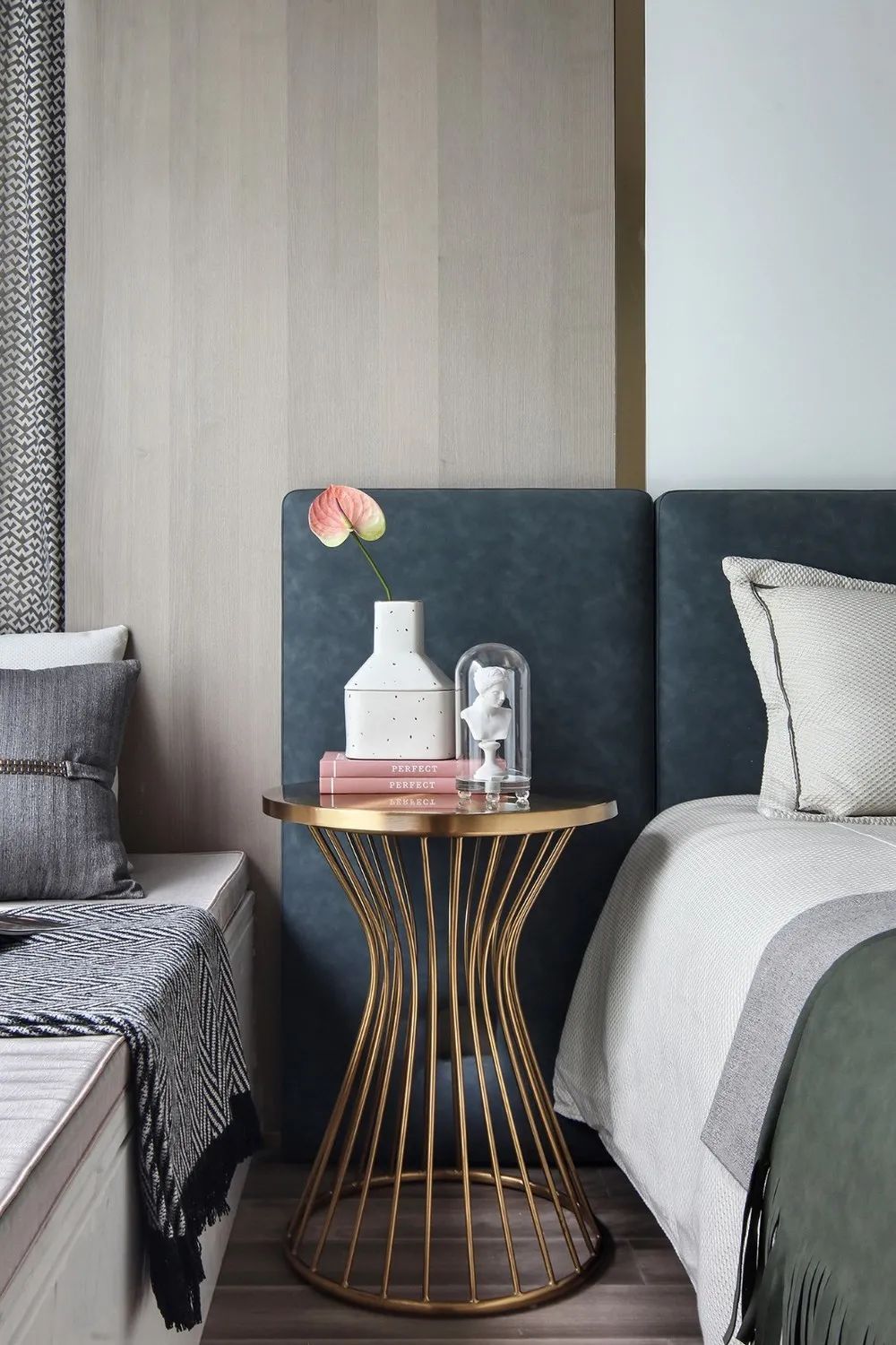 优雅|轻奢风质感+北欧风配色，让94㎡的房子，装出华丽高级的浪漫