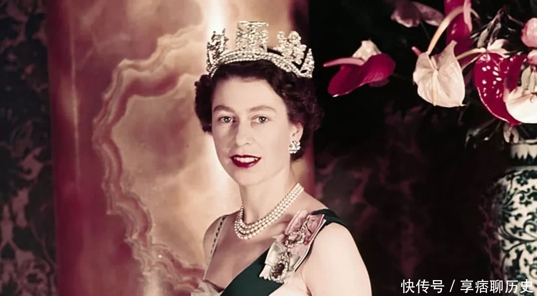 豁达|93岁女王一生豁达,却在父亲去世这事上不能释怀,父女情令人动容