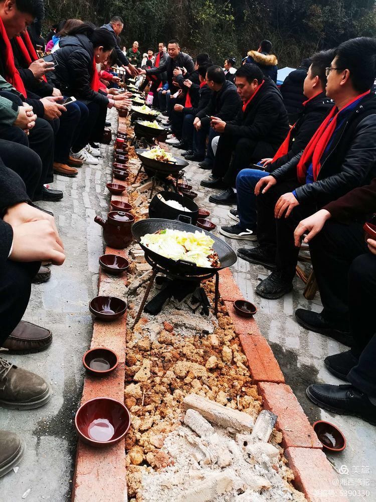 神秘湘西过大年：做客国茶村