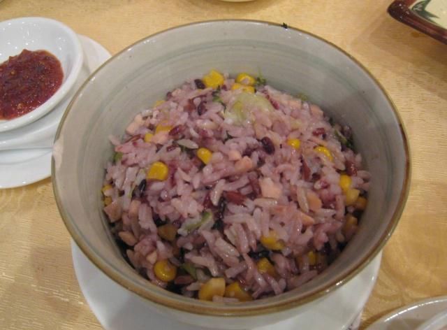猪油|煮米饭时，还只会傻傻加水？煮前多加这3样，不夹菜都能连吃三碗