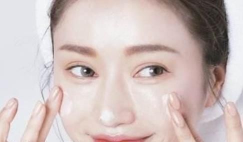 黑色素|3位院士忠告:美白其实很简单,睡前吃一物,坚持20天,色素自消