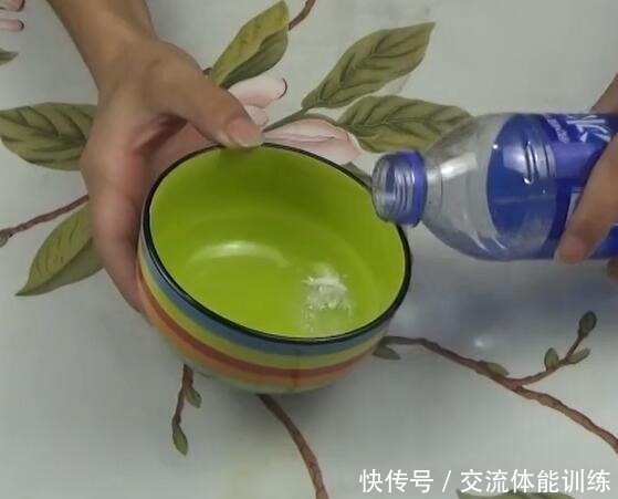 蟹爪兰养起来真省事,来点药水肥,花色明亮叶绿如油!