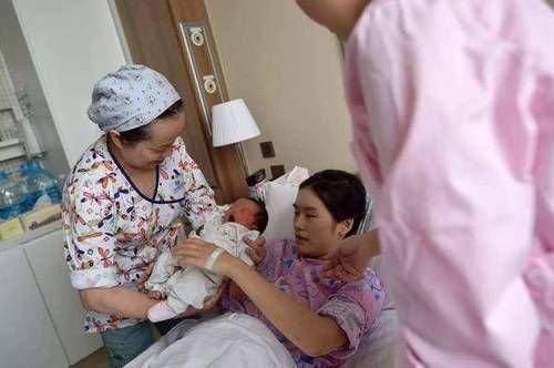 产妇|“我想上厕所”,产妇刚生完孩子,医生听到这句话慌了神