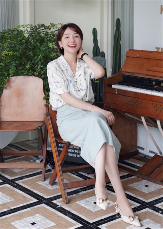 tips|女人买半身裙，就挑这5种“经典款”，省钱又时髦三五年都不过时