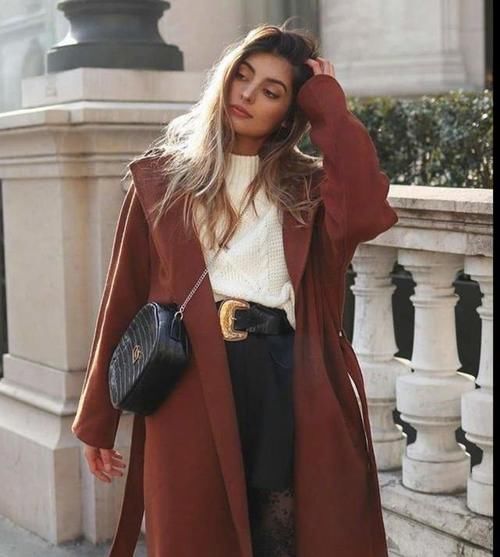  气质|年过三十的女人，冬日大衣建议选择这三款颜色，高级显气质