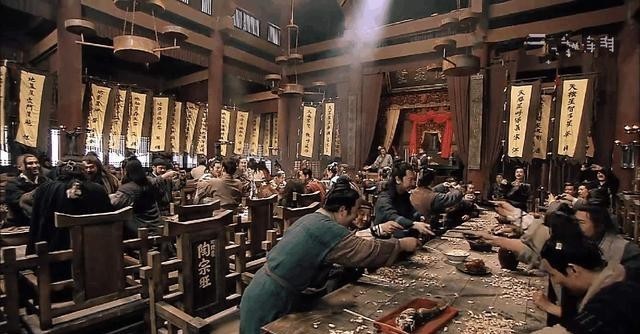 他是唯一看破梁山结局的人,装病离开了宋江,最后在海外建国称王