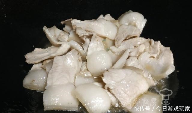 蒜苗|“天然钙片”终被发现，孩子常吃长高个，比吃钙片强，助智力发育！