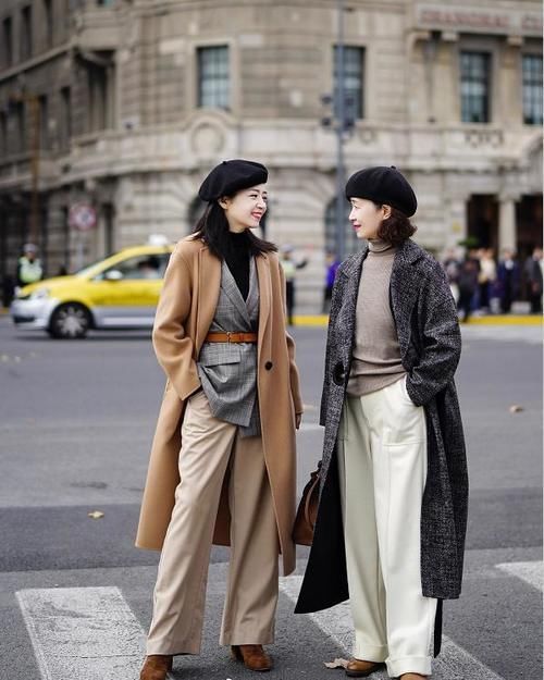 配大衣的裤子不用太多,有这3种“百搭款”就够了,时髦显腿长