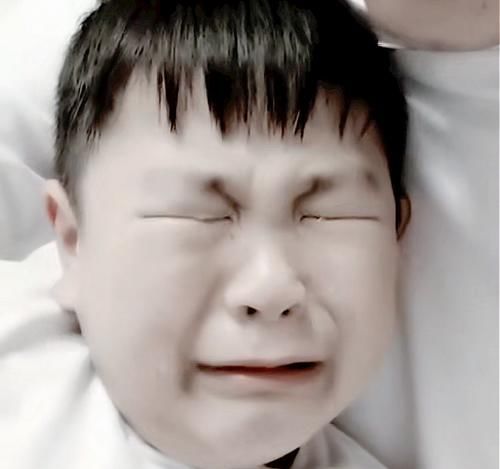 孩子|儿子考了56分，高兴得手舞足蹈，父亲一脸黑线：我不讲武德了