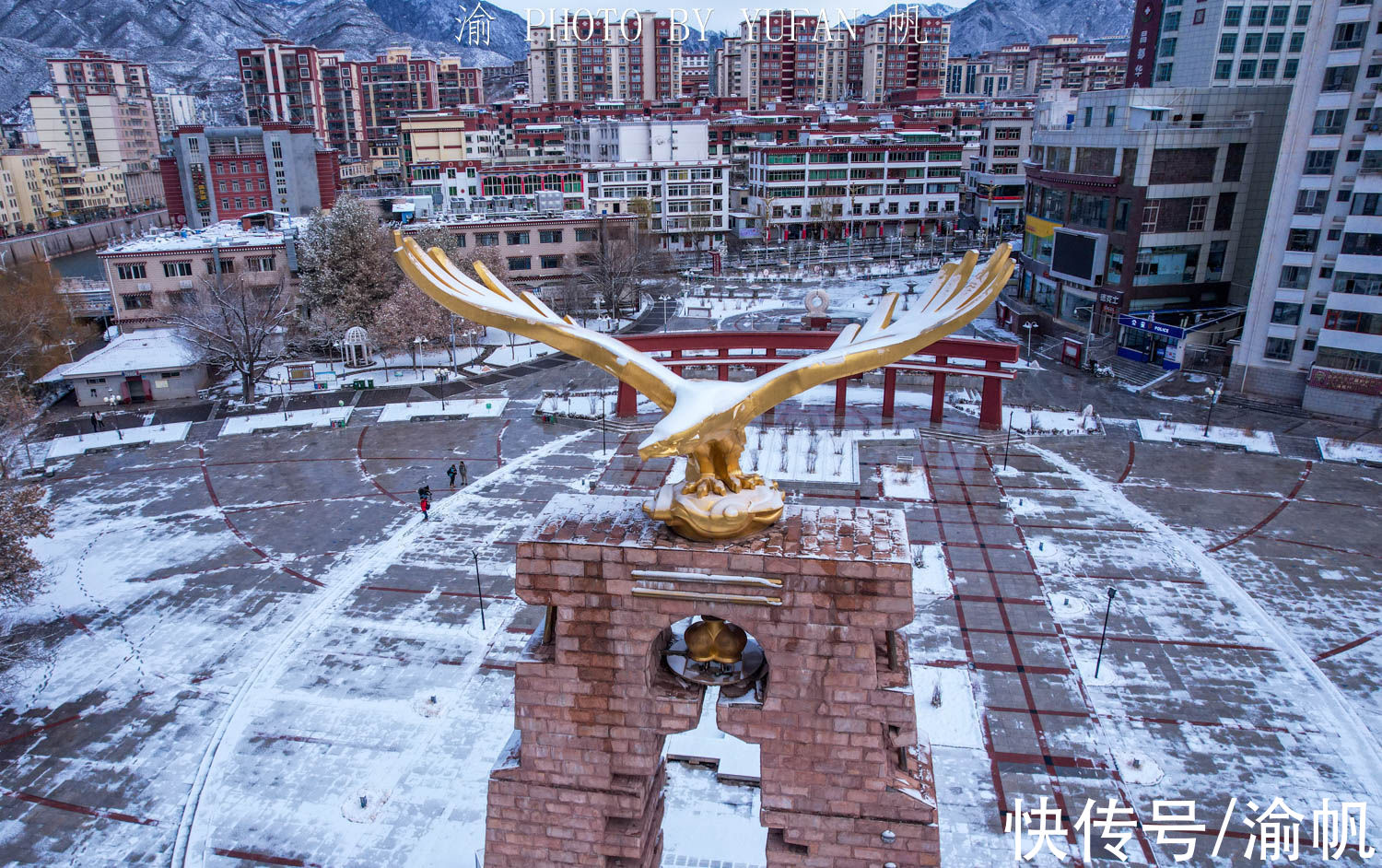 昌都|西藏两江交汇的小重庆，雪后银装素裹美如仙境，这些地方必须打卡