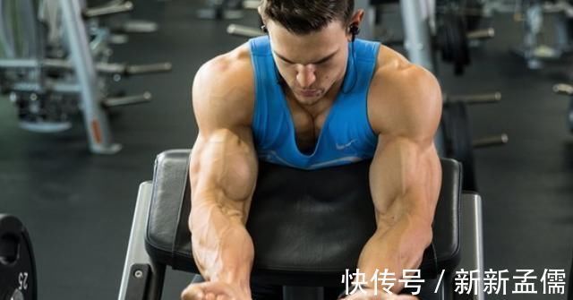 肱三头肌|手臂增肌并不简单，这样练二头肌、三头肌才会有线条感