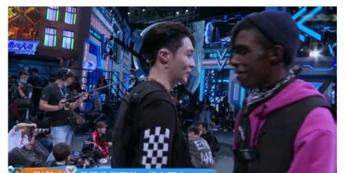 队长|街舞4：张艺兴街道国外舞者多，导演称随机分配，网友评论很真实