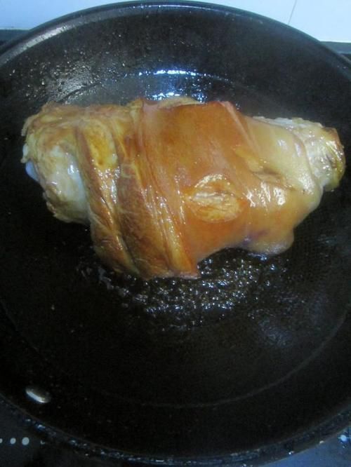 团圆宴|教大家做红焖肘子，操作简单，香浓下饭，口感软糯，超级好吃