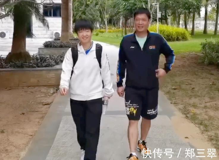 世界冠军|刘国梁为什么选择他?浅析:孙颖莎的新主管教练,为何是邱贻可?