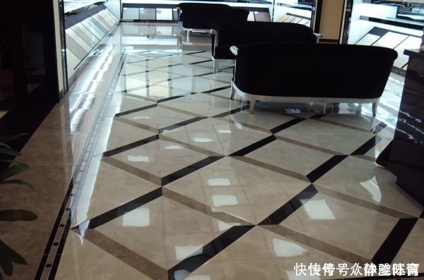 吸水率|20元和200元一块的瓷砖有什么区别听老师傅说完,别再选错了!