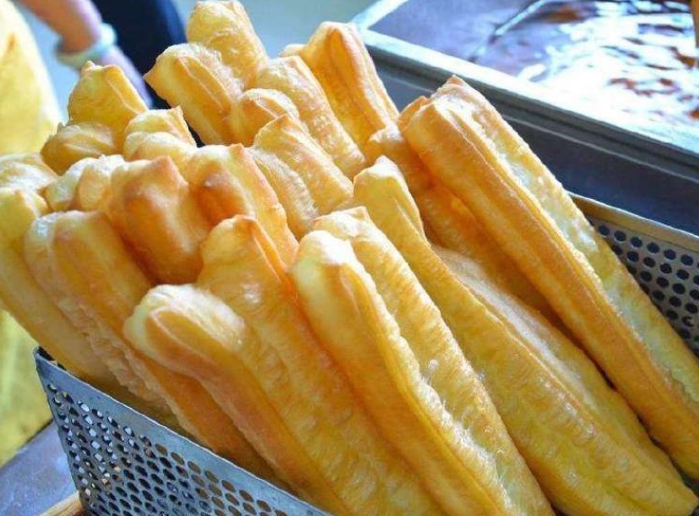 烤肠|减肥时,10种食物不要吃,油条排第6,第1名人人爱吃,谁也没想到