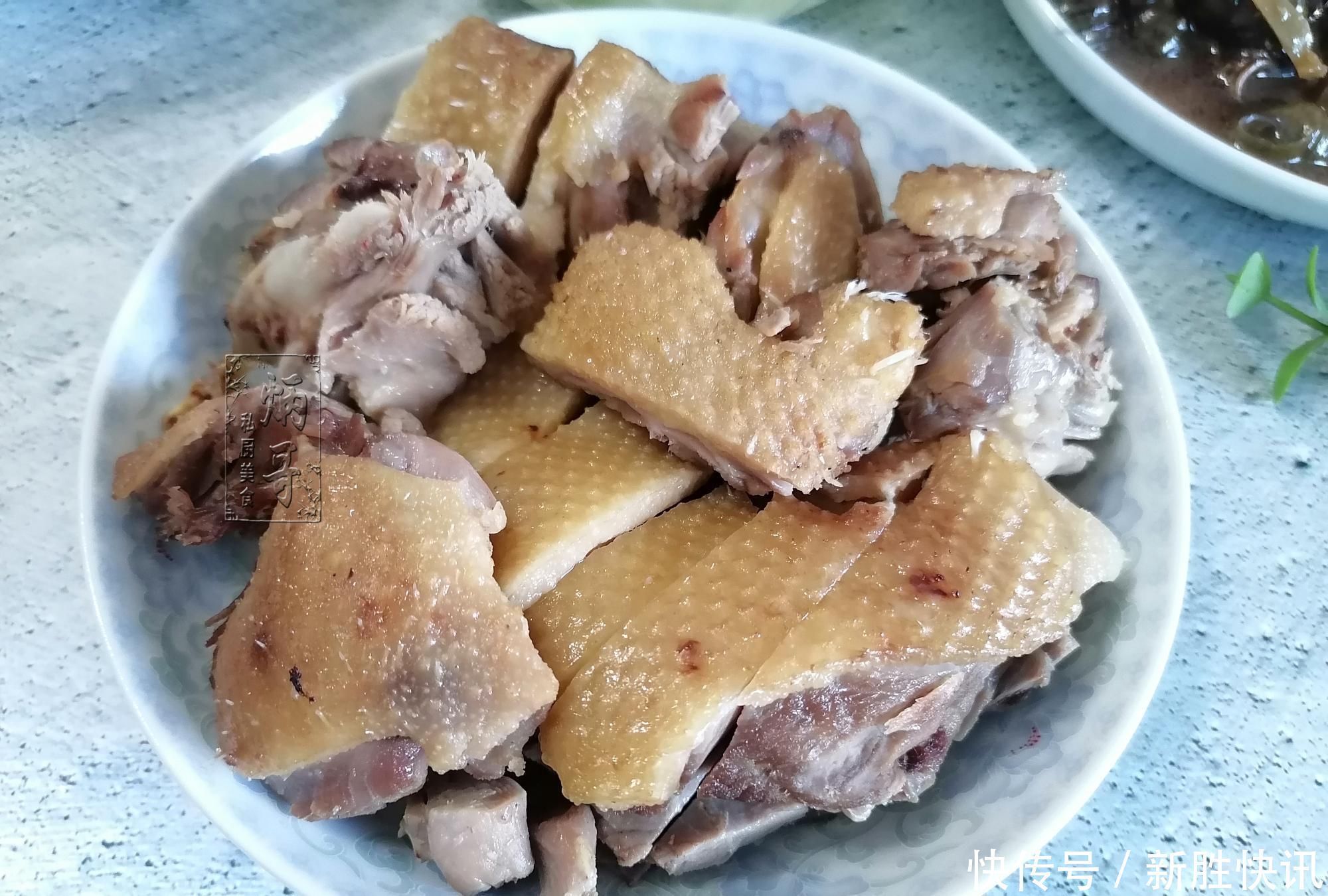 这道菜|母女仨的晚餐，瞬间在朋友圈沸腾了网友怪不得孩子个高还不胖