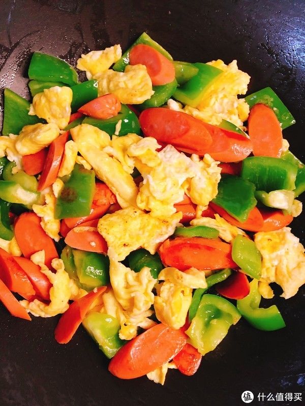 五分钟零失败！超好吃家常青椒火腿炒鸡蛋