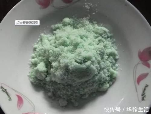 硫酸亚铁|浇君子兰加“3种肥水”,养2年不烂根,土壤疏松透气、肥沃促花