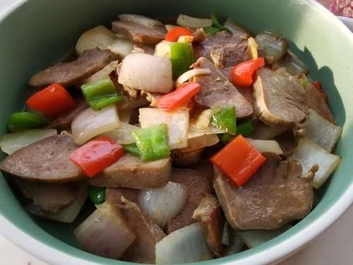 给老公做了此下酒菜，鲜香美味，越吃越想吃