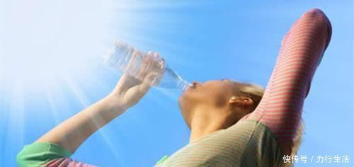 黑芝麻|血液垃圾的“天敌”找到了,40岁以后可劲吃,血管一天比一天好