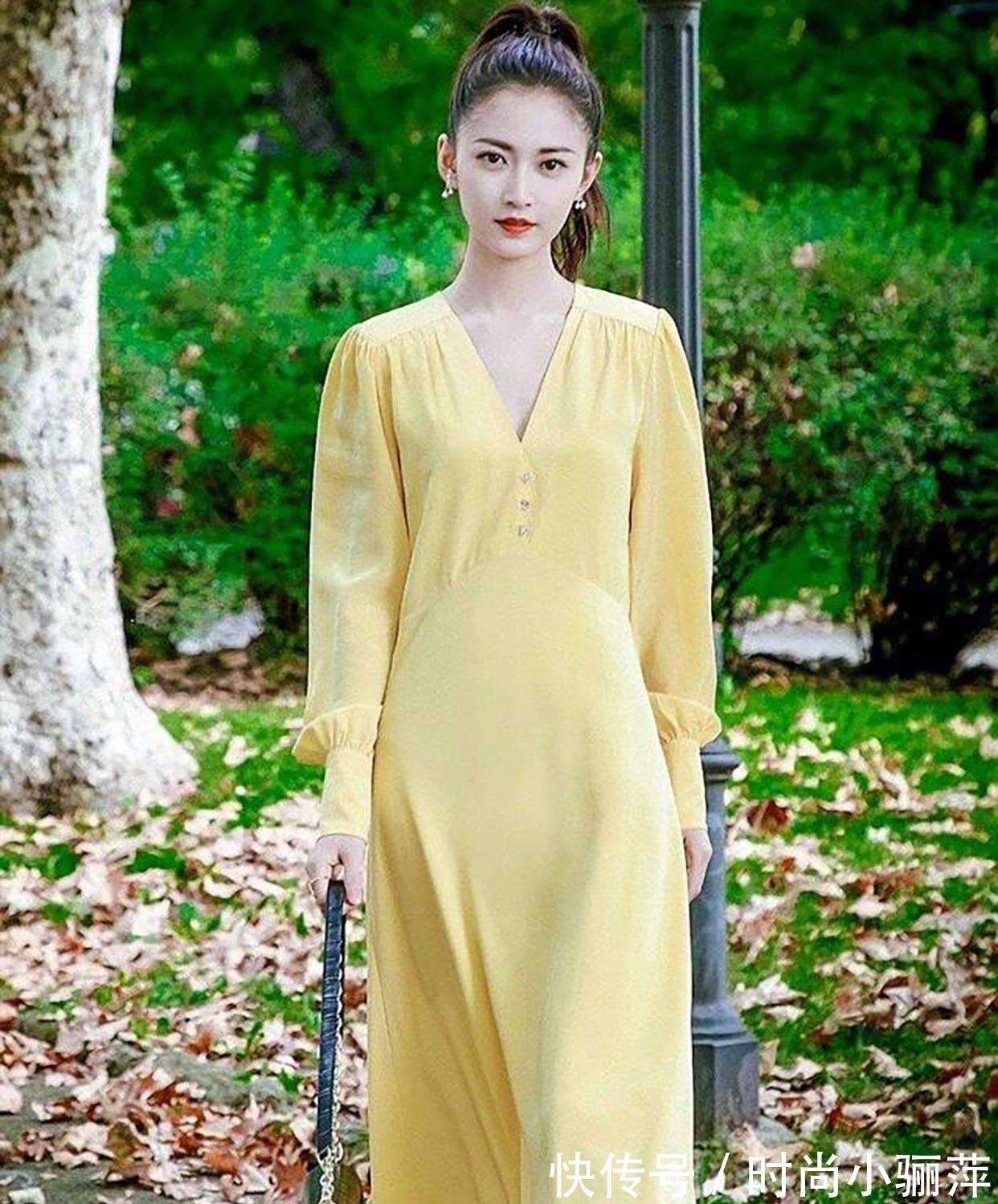 大长腿 今年流行的“初恋色”你买了吗,穿上温柔迷人,别有一番风味