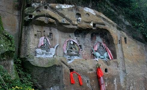 蒙古军修筑虎啸城,破坏钓鱼城与渠江上游联络,拦截宋军粮饷