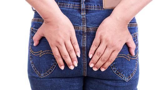 女性|快50岁时,女性下半身若没有这4种表现,恭喜你,说明你还年轻