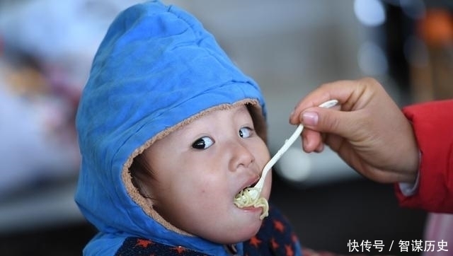 东北人家|5岁半男娃脾胃衰竭,儿科主任:3种喂饭方式会损坏孩子脾胃