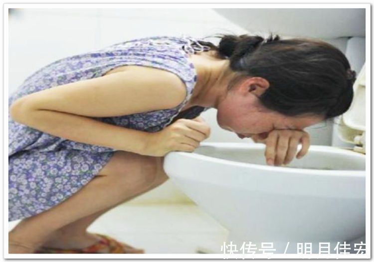 大鱼大肉|怀孕也分“体质”为啥有人从未吐过医生的解析道出孕吐实情