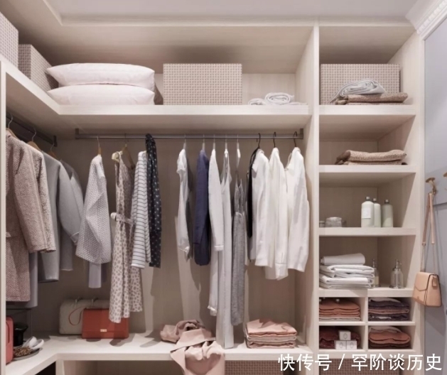 玄关|单身女孩78㎡独居小窝，次卧改为衣帽间，全屋美极了，不要太羡慕