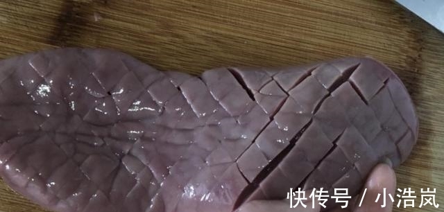 蘑菇|它是“男人宝”，比生蚝好吃，价格还便宜，三天两头老公就想它！