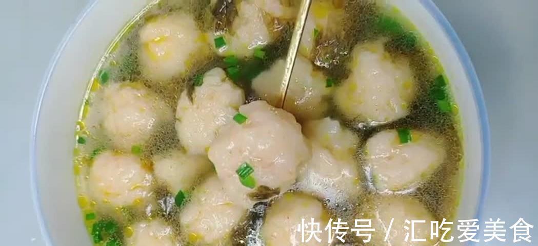 紫菜虾滑汤的做法,鲜嫩爽滑营养丰富又美味,适合低龄儿童的辅食
