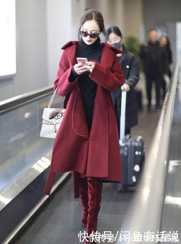 四五十岁女人,秋冬大衣别选这几种“姨妈色”,显俗气还掉档次