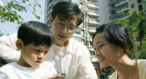 熊孩子|因为一瓶可乐,熊孩子的父母赔了198000元,网友这是活该