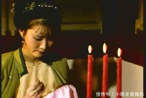 红楼梦里贾宝玉身边有个口才极好的丫鬟,袭人和晴雯都自愧不如