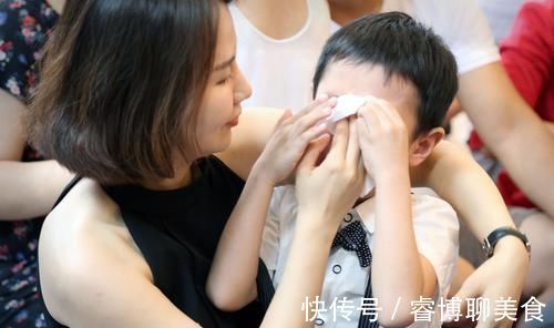 昊昊|谁说男孩就得挫折教育了？再这样“口无遮拦”，会毁了他