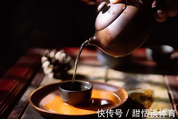 便秘|喝水加这些,养肝还补肾,还能排出隔天便!手脚冰凉、便秘的人最该喝