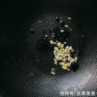青椒|「简单健康虾滑版」豆豉青椒酿肉
