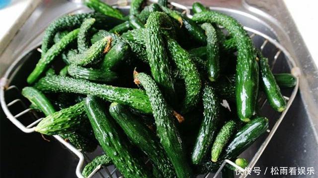 入味|腌黄瓜时,不要只加盐,多加1调料,黄瓜更脆更入味,放3个月不坏