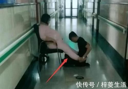 紧身裤|男子在医院陪护准妈妈做出的动作让他一夜走红,网友:被人家的老公