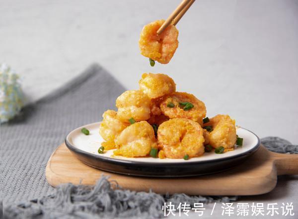 鸭蛋|孩子补钙的黄金菜，钙质丰富，补充营养长高个，比牛奶排骨管用