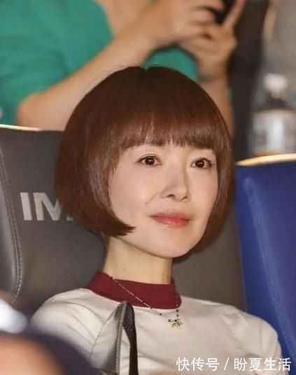 卷度|奔四奔五的女人,尽量别弄这“3种”发型,老气横秋不说,还伤发