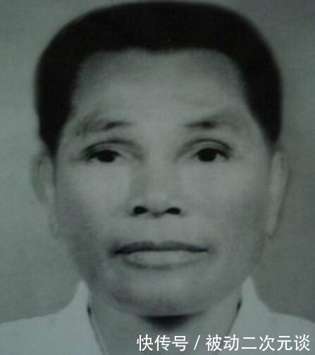 张国焘|张国焘背叛共产党,他的下属曾用手枪对准主席和周恩来