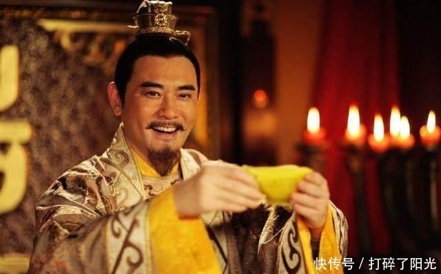 清洗|在古代那些皇上的龙袍要不要清洗？看到答案你可能不会信！