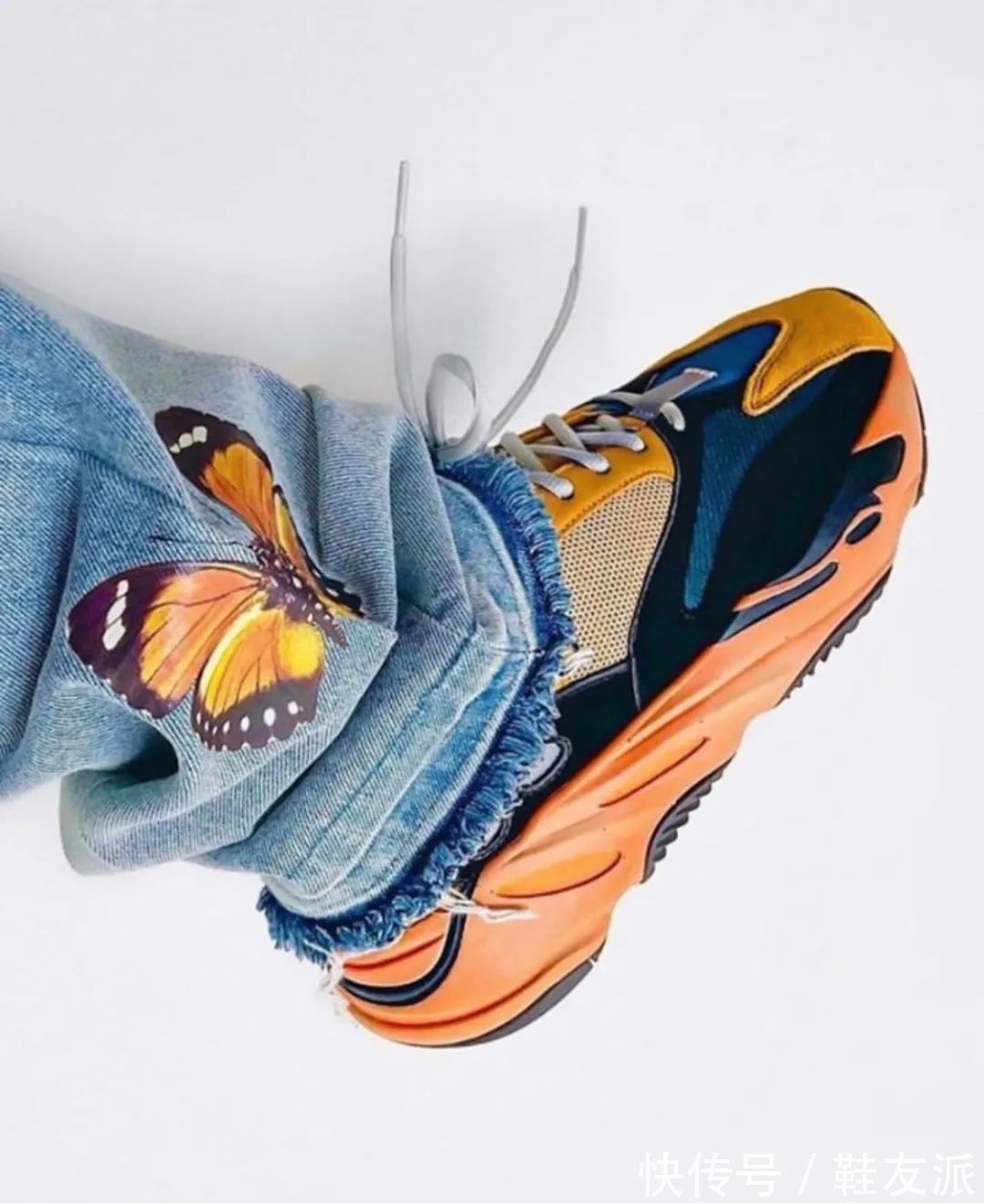 鞋款|YEEZY跌破原价，冰蓝、满天星疯狂复刻，地区限定变成炒冷饭？