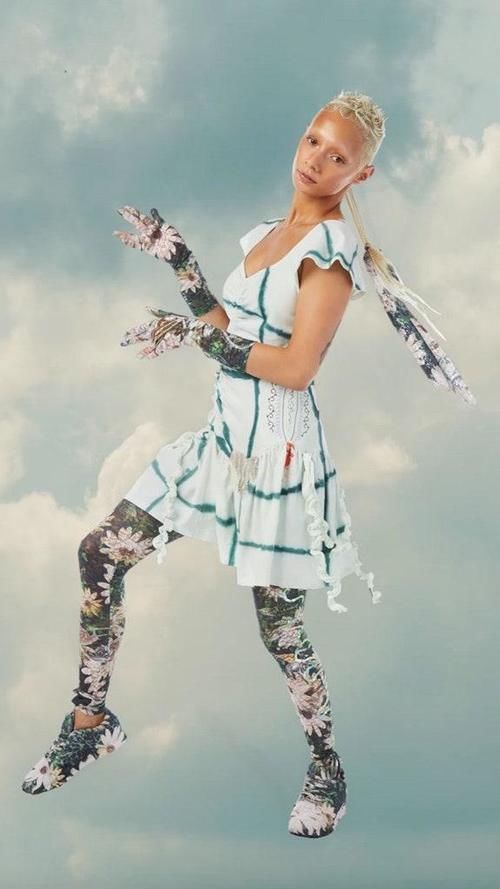 5位女性时装设计师的3月新品，时尚界女性力量的崛起