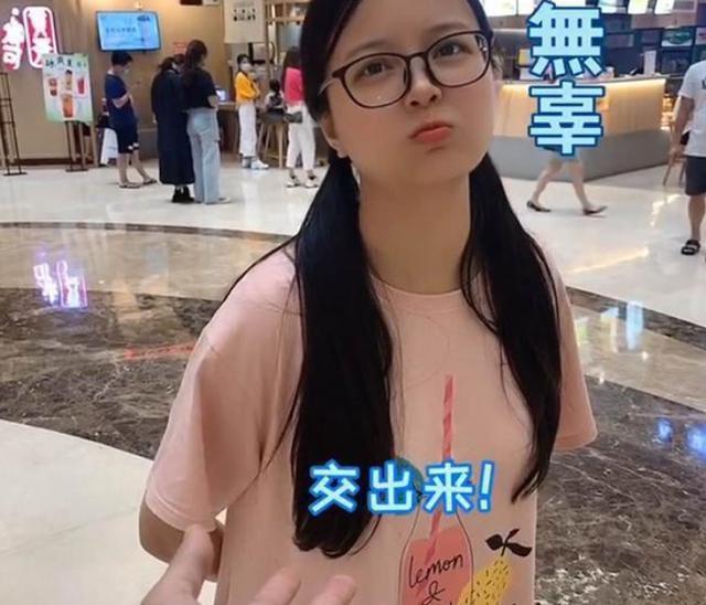 宝宝|孕妈奶爸逛商场,中途借上厕所玩失踪,当奶爸找到孕妈时难以淡定