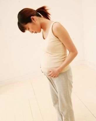 熊孩子|产妇怀孕3个月后连路都走不了,丈夫崩溃送医检查,医生:恭喜